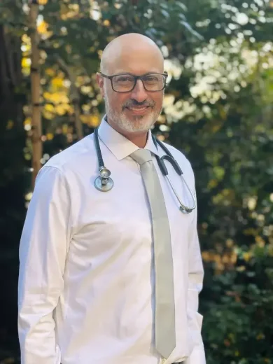Dr. Cory Tichauer photo
